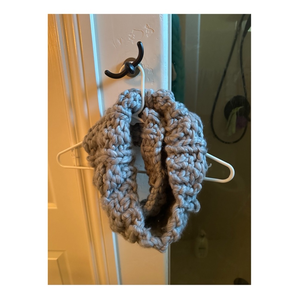 Thick Knitted Infinity Scarf